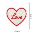 Rot-weisses Herz Stickabzeichen mit Love Schriftzug, 5.6x5.2cm DIY Kleidung Dekoration. - DW9131-4 Stil