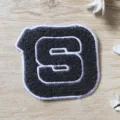 Κεντημένο επίθεμα γράμμα S από chenille, DIY αξεσουάρ ραπτικής για διακόσμηση ρούχων. - M155