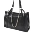 Sac cabas en cuir PU noir avec chaîne croix vintage, grand sac fourre-tout de travail. - Chaîne de Sac Anneau Crâne