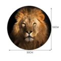 Primer plano detallado del adhesivo para azulejos redondo 3D de león con pelo realista. - Película de Sarga YDB322