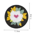 Runder ethnischer bestickter Blumenaufnäher schwarzer Stoff Applikation für Kleidung 7.5cm - Stil 3 (DW9187-3)