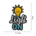 Parche bordado Light ON para ropa, insignia termoadhesiva creativa, tamaño de 8x5,5cm. - Light ON (DW9206-5)