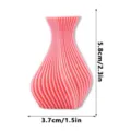 Vista dettagliata del magnete da frigo vaso magnetico stampato in 3D rosa, dimensioni 5.8x3.7cm. - Stile D Rosa