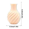 Vue détaillée d'un mini vase spirale imprimé en 3D aimant de réfrigérateur, texture. - C-Nude