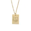 Vue détaillée du collier pendentif chat rectangulaire doré avec gravure laser propre. - Motif 8 (JG0046)