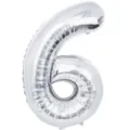 Ballon en aluminium argenté chiffre 6 gros plan, détail de décoration de fête métallique. - Chiffre 6
