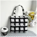 Sac cabas en toile à motif à carreaux noir et blanc, grand sac bandoulière décontracté. - Motif à Carreaux