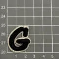 Bestickter Buchstaben Flicken schwarzes Alphabet Applike fuer DIY Kleidung und Muetze. - Buchstabe G (4A5-4)