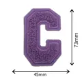 Lila Chenille Buchstabe C Aufnäher DIY College Stickerei Abzeichen für Kleidung Accessoire - Buchstabe C Gemischte Stickerei Ohne Kleber / Lila