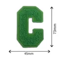 Grüner Chenille Buchstabe C Stickerei Aufnäher DIY Kleidung Zubehör Abzeichen 73x45mm - Buchstabe C Gemischte Stickerei Ohne Kleber / Dunkelgrün