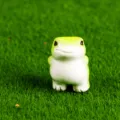 Cute resin frog figurine desktop ornament micro landscape miniature car decoration item - Arms Behind Back Frog