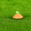 Miniature resin carrot ornament micro landscape DIY garden decor 2x1.5cm lightweight 1.4g cute - Sprouting Seed