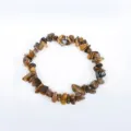 Bracciale in pietra naturale scheggiata, gioiello con perline irregolari per uso quotidiano. - Occhio di tigre