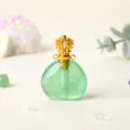 Pendentif flacon de parfum en cristal vert naturel avec bouchon couronne bijoux DIY - Fluorine Verte / Or