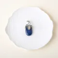 Blauwe natuurstenen hanger ketting met zilveren halve maan ontwerp, vintage DIY sieraden stuk. - Synthetische Lapis Lazuli