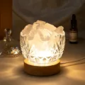 Lampada diffusore di aromi in pietra di cristallo con base in legno e ciotola in vetro per la casa - Quarzo Ialino / Olio di Sakura