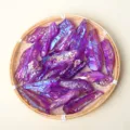 Cluster de colonne de cristal de quartz violet aura électrolydé brut naturel gros - 100.00g / Violet Rose Électroplaqué