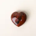 Natürlicher Kristall Herzform Rohstein 3cm kleine Mineralprobe Lehrdekorationsstück. - Roter Obsidian / 30x30x15mm