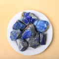 Natuurlijke lapis lazuli ruwe steen mineraal monster kristal energie decoratie object. - Lapis Lazuli 100g