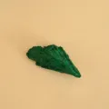 Natural Green Mineral Crystal Specimen Raw Stone Peacock Feather Shape for Interior Decor - 50.00g / Green