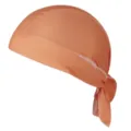 Nahaufnahme Detail des atmungsaktiven orangen Radsport-Kopftuchs mit sauberen Nähten. - Einheitsgröße / Orange