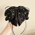 Schwarze Pünktchen Schleife Haarspange mit Perlenanhänger und langen Bändern für Damen - Pferdeschwanz Haarkralle (321) / Schwarzer Polka Dot