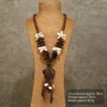 Vintage bohemian wooden beaded long necklace with shell flower pendant for women. - Natural Wood Style 2
