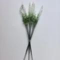 Vista detallada de tallos florales blancos artificiales para manualidades y decoración. - Lavanda (6 Tallos)
