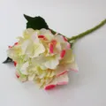 Stelo di fiore di ortensia artificiale con tre foglie verdi e petali rosa per la decorazione. - Rosa Tuorlo