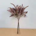 Branche d'eucalyptus artificielle avec feuilles et baies, fausse plante pour la decoration. - Hauteur 45cm / Violet foncé