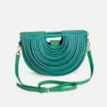 Sac à main bandoulière demi-circulaire vert avec texture unique pour les femmes. - Vert