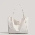 Sac cabas fourre-tout blanc minimaliste en cuir pour femme, grand sac bandoulière élégant. - Blanc
