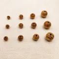 Perles rondes en bois de pin naturel de tailles variees de 6 a 30mm pour creer des bijoux DIY. - 18mm (40 pcs) / Couleur Bois de Pin