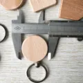Ξύλινο κενό μπρελόκ από ξύλο οξιάς DIY χειροτεχνία μενταγιόν ξύλινος κύκλος λεπτομέρεια - Στρογγυλό / 4cm
