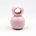Gros plan perle bois rose, perle ronde macaron grand trou accessoire pour bijoux artisanaux DIY. - 20mm (Pack de 100 Pièces) / Rose