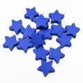 Perles en bois étoile bleue, idéales pour la fabrication de bijoux DIY et d'accessoires. - Bleu