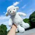 Süßes weißes Plüschtier Schaf flauschiges Lamm Stofftier Puppe als tolles Geburtstagsgeschenk - Sitzendes Weißes Schaf / Weiß