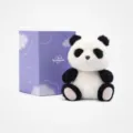 Süßes Mini Panda Plüschtier mit lila Geschenkbox, weiche Stofftier Puppe für Kinder und Mädchen. - S Größe Geschenkbox / Schwarz Weiß