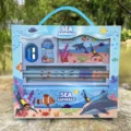 Caja de regalo de papelería con tema de océano para niños con asa, set de útiles escolares. - Océano