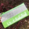 Estuche verde de malla con patrón de teclado de piano, bonito estuche escolar para alumnos. - Verde