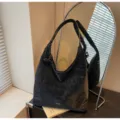 Schwarze slouchy Hobo Umhängetasche große Kapazität Vintage Shopper Tasche minimalistisch - Schwarz