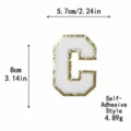 Toppa Lettera C ciniglia Glitter Oro Autoadesivo Ricamo Applicazione per Vestiti e Borse - Lettera C / Bianco / Autoadesivo