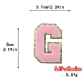 Toppa con lettera G in ciniglia rosa con bordo dorato, lettera stile college autoadesiva per abiti. - Lettera G / Rosa / Autoadesivo