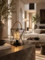 Minimalistische Eisen Hanfseil LED Laterne Ambiente Tischleuchte wiederaufladbare Deko Nachtlampe - Quadratisch (USB-betrieben/Warmweißes Licht)