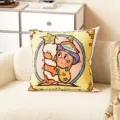 Lindo cojín estampado de dibujos animados para sofá de sala y oficina, suave, cómodo y acogedor. - Doble Cara 35x35cm (Funda Sin Relleno) / Chica Dulce Retro