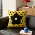 Cojín decorativo amarillo con lunares negros y bonito diseño floral para el sofá. - Funda de Cojín 35x35cm Sin Relleno / Flor Negra Cool Sweet