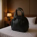 Schwarze Kuppel Handtasche große Kapazität Reise Kosmetik Aufbewahrungstasche für Alltag. - 25x9.5x21cm / Klassisches Schwarz