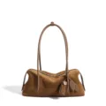 Bolso de hombro de ante marrón para mujer, bolso de mano minimalista con borla elegante. - Marrón