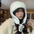 Chapeau bomber chaud en peluche avec protège-oreilles pour femmes, bonnet de ski d'hiver coréen. - 56-59cm (Élastique) / Blanc