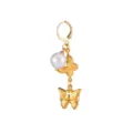 Golden hoop earring featuring a pearl and dual butterfly pendants for a chic vacation style. - Double Butterfly Pearl Style (E5684-5) / Gold